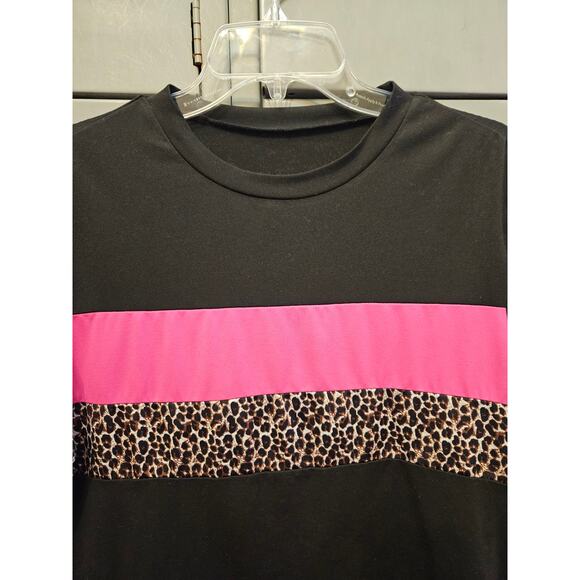 Ladies pullover black & hot pink animal print top size XL - Picture 2 of 5